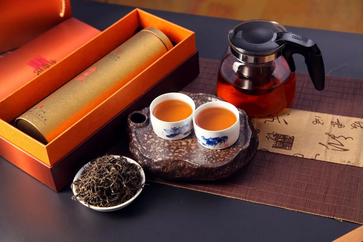 Gongfu Brewing for Beginners: A Minimal Equipment Guide